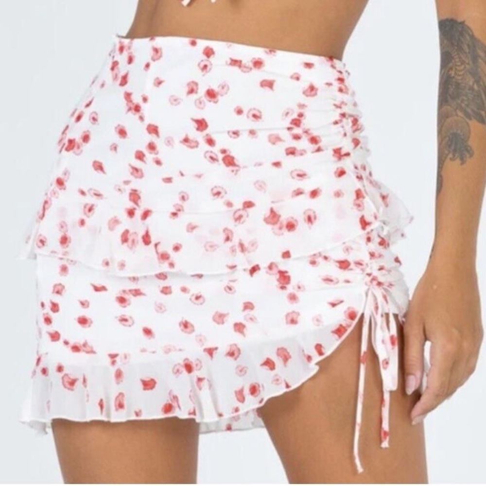 Princess Polly Red & White Floral Ruched Mini Skirt Size 8